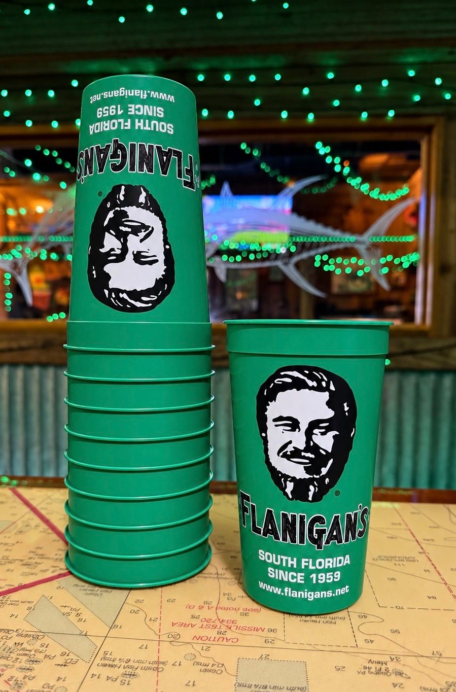 Classic Flanigan's Green Cup (10-Pack with Lids)